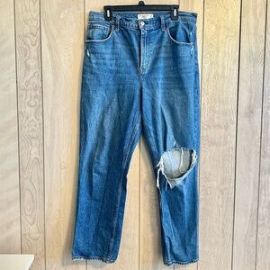 Abercrombie & Fitch Curve Love 90s Straight Ultra High Rise Jeans